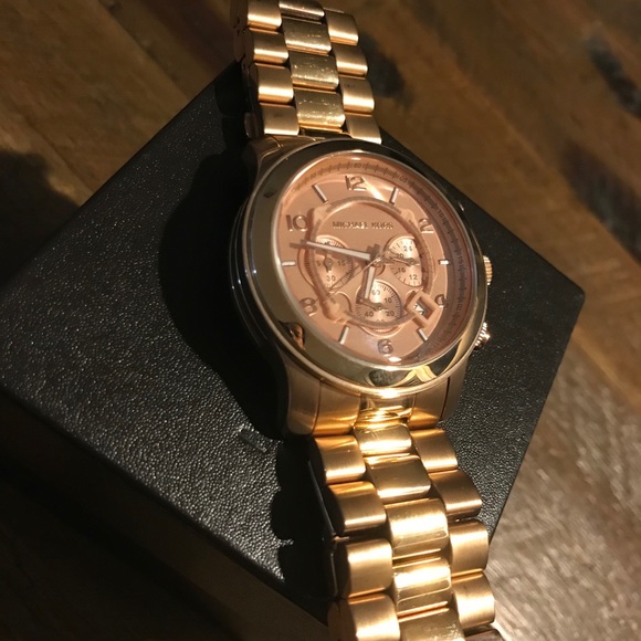 Michael Kors Rose Gold Watch. Michael Kors Collect - Picture 5 of 10